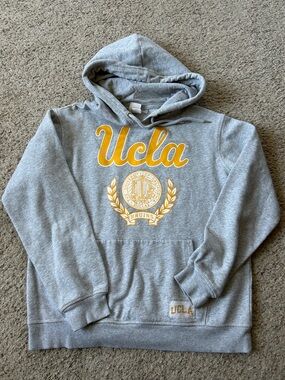 Men’s size small UCLA hoodie